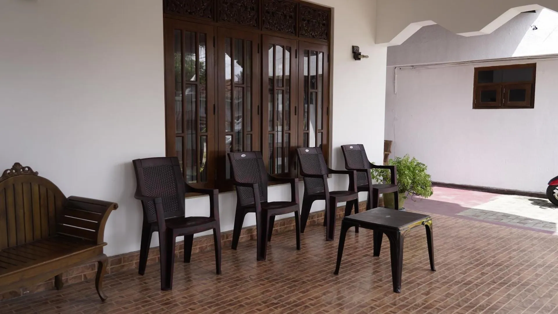 Araliya Golden Hotel Negombo