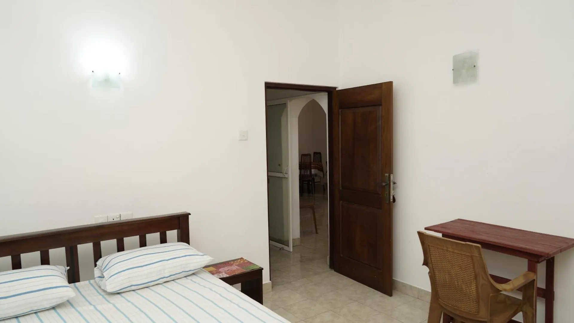 Araliya Golden Hotel Negombo 2*,